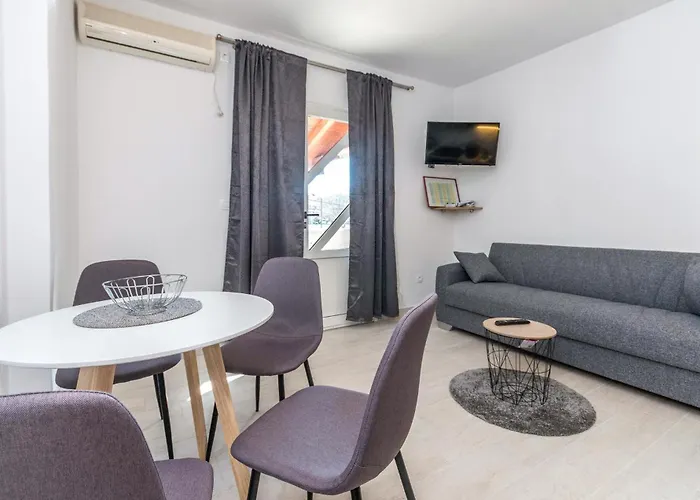 Awesome In With Wifi Apartment *